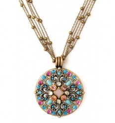 Rosette necklace